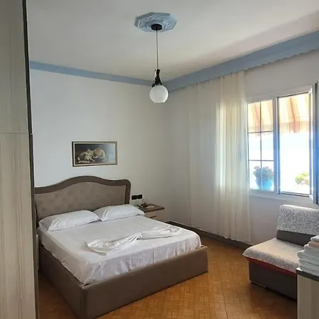 Rum i privatbostad Pashaj Vlorë